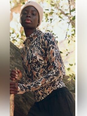 NWOT-Free People Movement Misty Morning Printed Hooded Layer